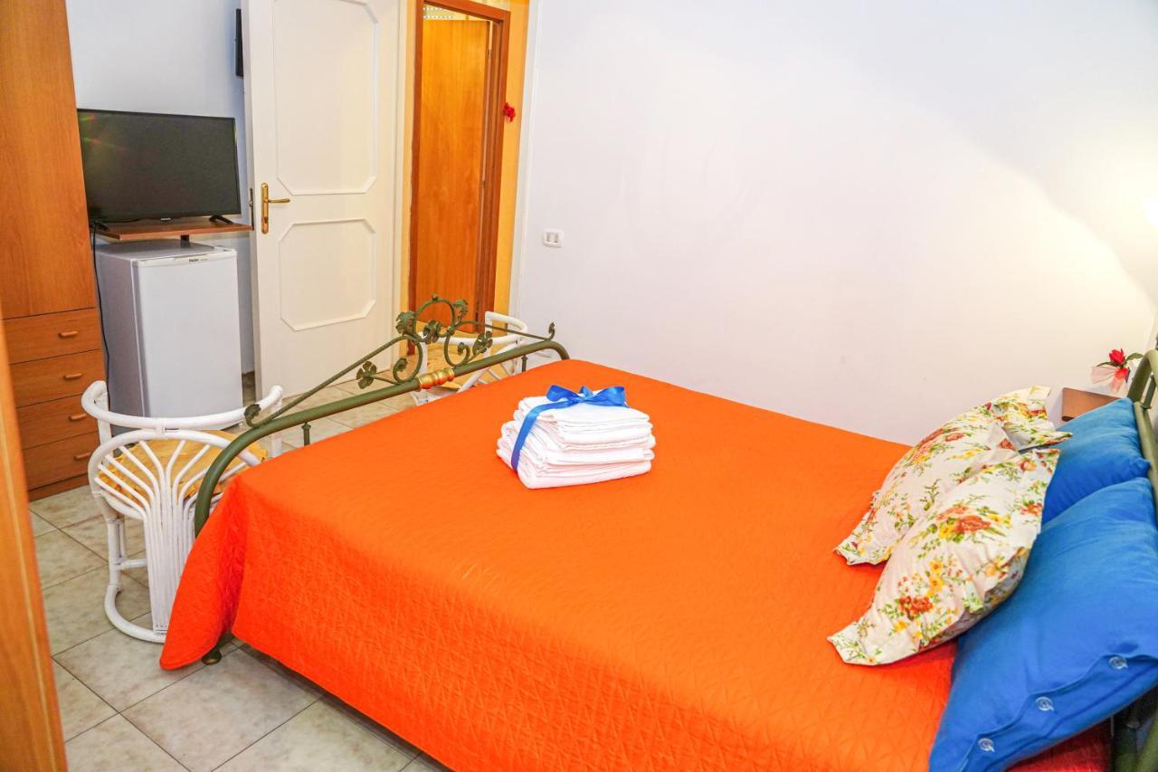 B&B La Strea Porto Cesareo Buitenkant foto