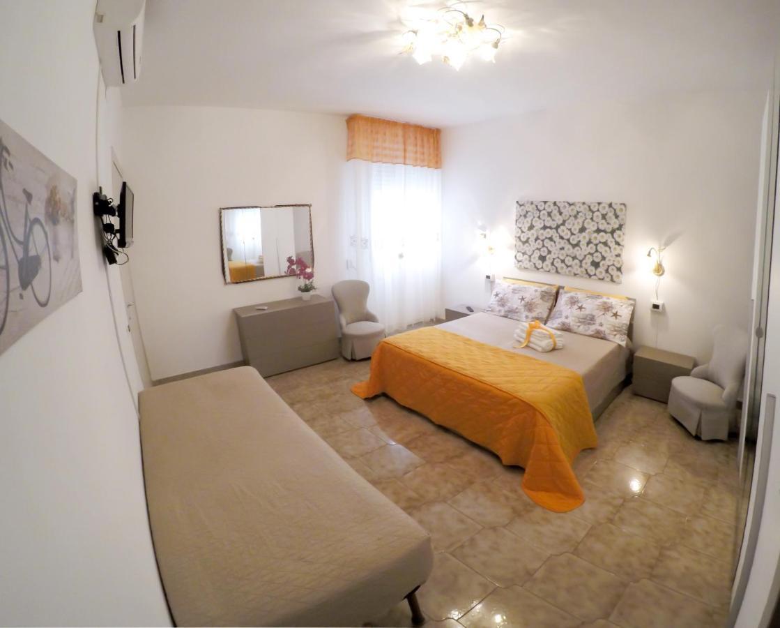 B&B La Strea Porto Cesareo Buitenkant foto